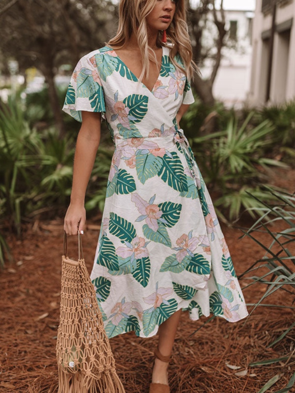 Tropical Wrap dress, White with a fun plant and floral print, Size Small